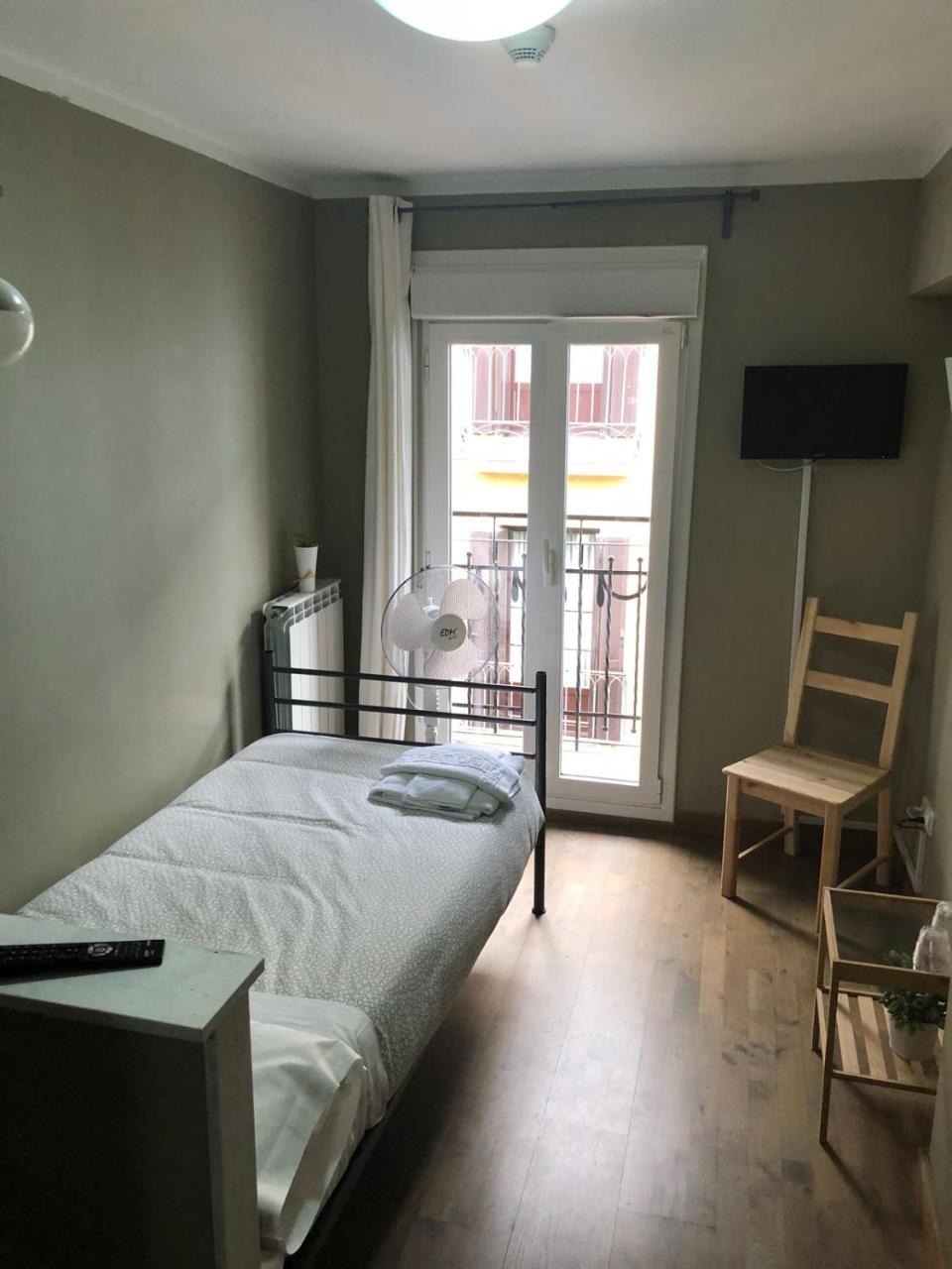 El Camino Urban Rooms Pampelune Extérieur photo