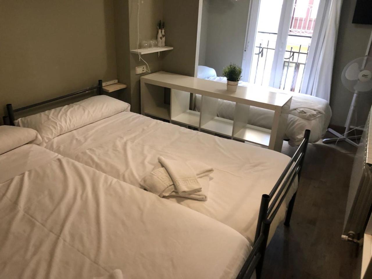 El Camino Urban Rooms Pampelune Extérieur photo